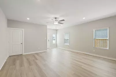 13318 Prado Ridge Lane, Rosharon, TX 77583 - Photo 11