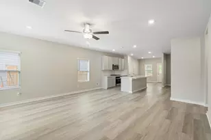 13318 Prado Ridge Ln, Rosharon, TX 77583 - Photo 9