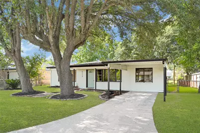 6113 Diamond Court, Texas City, TX 77591 - Photo 1