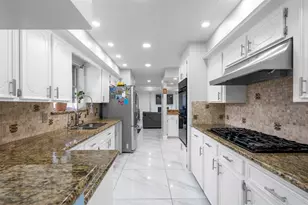 10706 Sagegreen Dr, Houston, TX 77089 - Photo 9