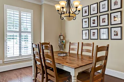 31 E Breezy Way, The Woodlands, TX 77380 - Photo 15