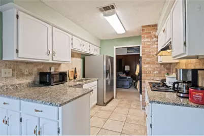 43 Quintana Drive, Galveston, TX 77554 - Photo 3