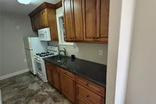1310 Bayou Shore Dr, Galveston, TX 77551 - Photo 5