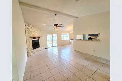 3218 Glade Springs Drive, Houston, TX 77339 - Photo 3