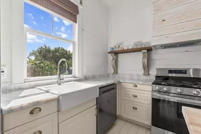 4201 Avenue R, Galveston, TX 77550 - Photo 21