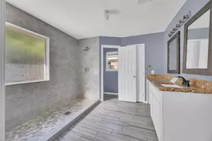 10514 Lauren Creek Dr, Baytown, TX 77523 - Photo 13