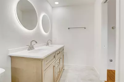 2720 Chenevert Street, Houston, TX 77004 - Photo 19