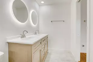 2720 Chenevert St, Houston, TX 77004 - Photo 19