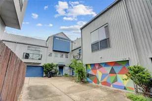 2720 Chenevert St, Houston, TX 77004 - Photo 15