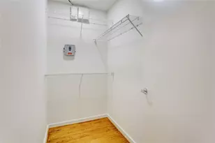 2720 Chenevert St, Houston, TX 77004 - Photo 23