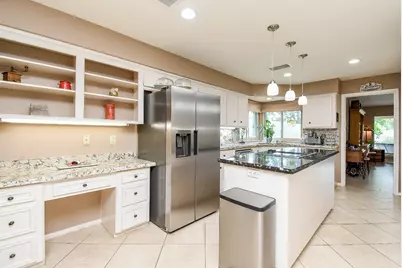 3830 E Creek Club Drive, Missouri City, TX 77459 - Photo 11