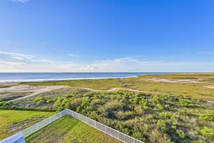26118 Bay Breeze Dr, Galveston, TX 77554 - Photo 9