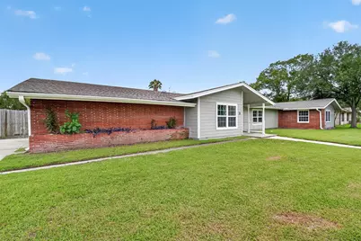 3 20th Avenue N, Texas City, TX 77590 - Photo 3
