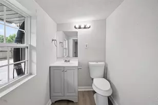 3 20th Ave N, Texas City, TX 77590 - Photo 15