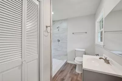 3 20th Avenue N, Texas City, TX 77590 - Photo 13