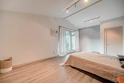 1612 W Alabama Street #B, Houston, TX 77006 - Photo 9