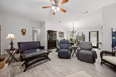 1719 Alta Vista Drive, Alvin, TX 77511 - Photo 11