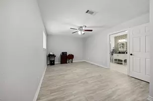 1719 Alta Vista Dr, Alvin, TX 77511 - Photo 21