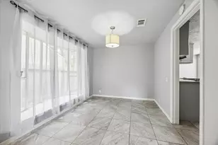 2110 Gray Falls Dr, Houston, TX 77077 - Photo 9