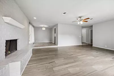 2110 Gray Falls Drive, Houston, TX 77077 - Photo 7
