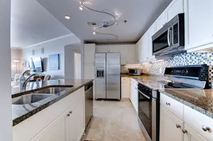 801 E Beach Dr, Galveston, TX 77550 - Photo 7