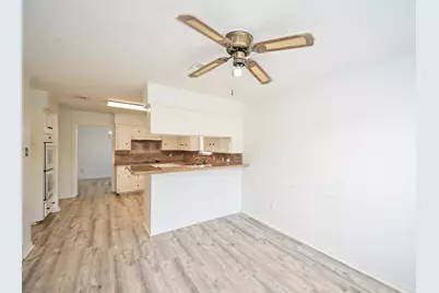 7735 Quail Meadow Drive, Houston, TX 77071 - Photo 15