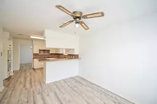 7735 Quail Meadow Dr, Houston, TX 77071 - Photo 15