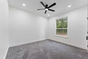 25301 Killarney St, Hempstead, TX 77445 - Photo 13