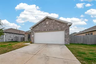 10010 Pine Valley Ct, Baytown, TX 77521 - Photo 1