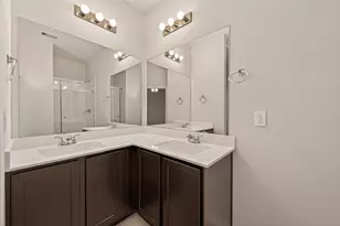 10010 Pine Valley Ct, Baytown, TX 77521 - Photo 15