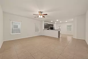 10010 Pine Valley Ct, Baytown, TX 77521 - Photo 9