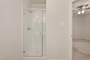 10010 Pine Valley Ct, Baytown, TX 77521 - Photo 17