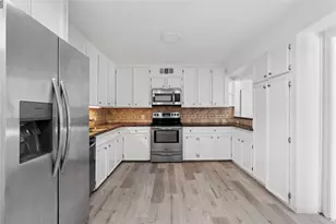 6303 Crab Orchard Rd, Houston, TX 77057 - Photo 11