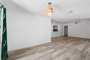 6303 Crab Orchard Rd, Houston, TX 77057 - Photo 9