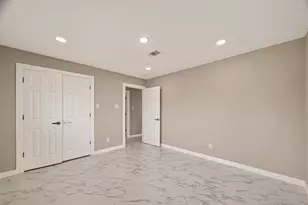 706 Scenic Dr, Baytown, TX 77521 - Photo 37