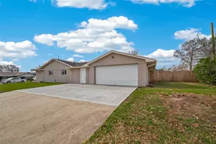 706 Scenic Dr, Baytown, TX 77521 - Photo 41