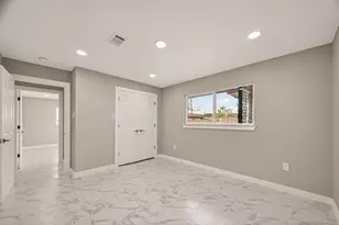 706 Scenic Dr, Baytown, TX 77521 - Photo 33