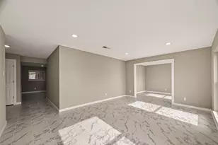 706 Scenic Dr, Baytown, TX 77521 - Photo 25