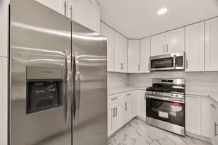 706 Scenic Dr, Baytown, TX 77521 - Photo 15