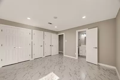 706 Scenic Drive, Baytown, TX 77521 - Photo 29