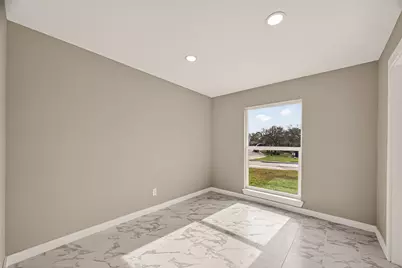 706 Scenic Drive, Baytown, TX 77521 - Photo 21