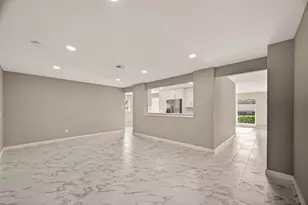 706 Scenic Dr, Baytown, TX 77521 - Photo 9