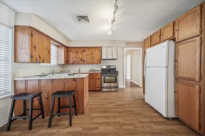7706 Cedel Drive, Houston, TX 77055 - Photo 9