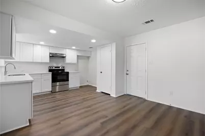 8343 Carriage Creek Drive, Houston, TX 77064 - Photo 13