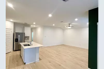 31710 Carlisle Cove Ct, Fulshear, TX 77441 - Photo 5