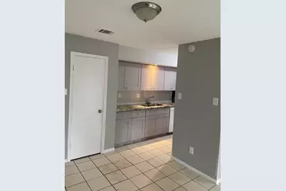 12533 Manor Court, Houston, TX 77072 - Photo 5