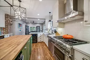 943 Teetshorn St, Houston, TX 77009 - Photo 13