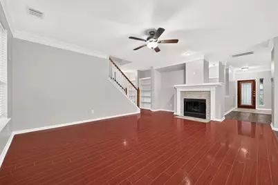 2638 Riverhollow Lane, Sugar Land, TX 77479 - Photo 19