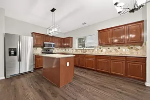 2638 Riverhollow Ln, Sugar Land, TX 77479 - Photo 23