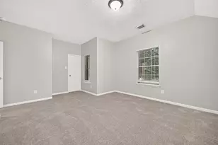 2638 Riverhollow Ln, Sugar Land, TX 77479 - Photo 33